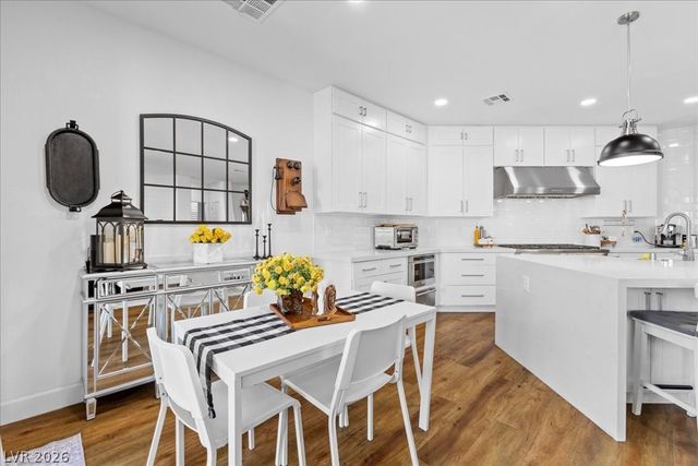 4014 Laurel Flat Court, Las Vegas, NV 89129