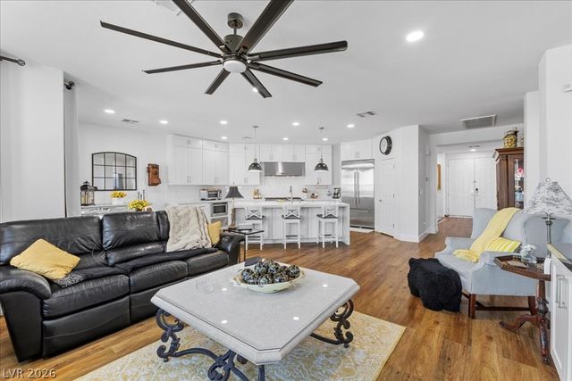 4014 Laurel Flat Court, Las Vegas, NV 89129