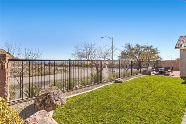 4014 Laurel Flat Court, Las Vegas, NV 89129