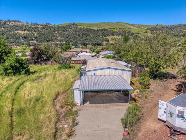 13902 Apple Ln, Clearlake Oaks, CA 95423