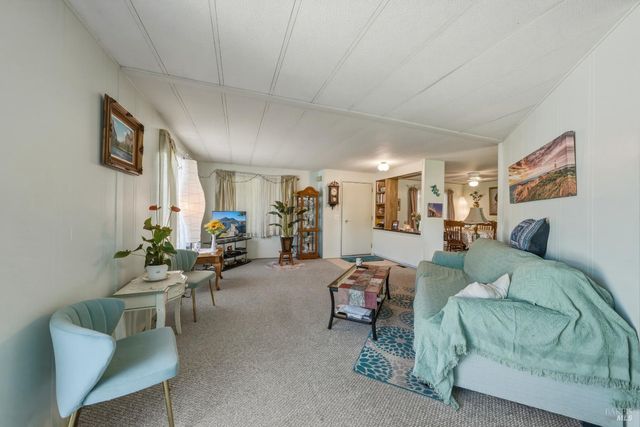 13902 Apple Ln, Clearlake Oaks, CA 95423