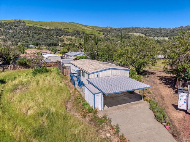 13902 Apple Ln, Clearlake Oaks, CA 95423