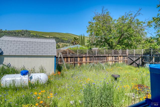 13902 Apple Ln, Clearlake Oaks, CA 95423
