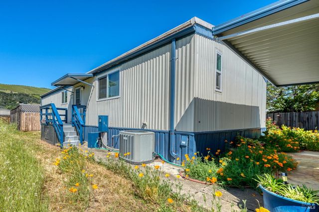 13902 Apple Ln, Clearlake Oaks, CA 95423