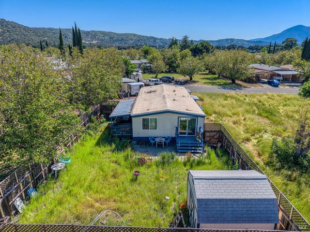 13902 Apple Ln, Clearlake Oaks, CA 95423
