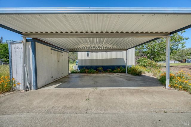 13902 Apple Ln, Clearlake Oaks, CA 95423