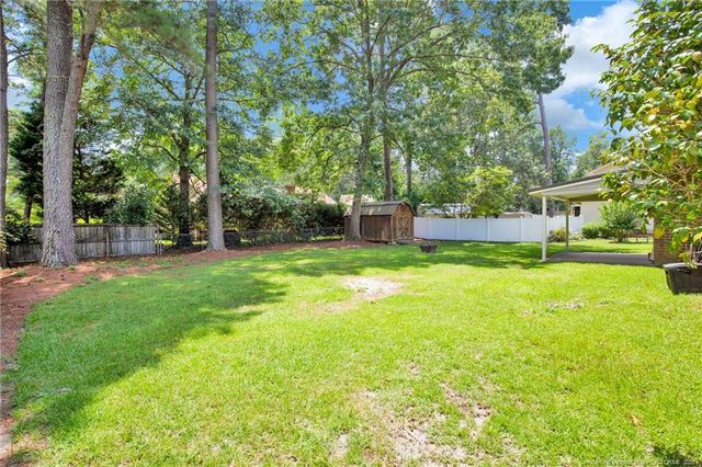 5821 Tuckertown Lane, Fayetteville, NC 28314