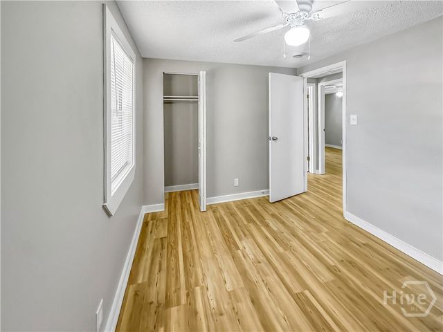 815 E Waldburg Street, Savannah, GA 31401