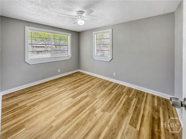 815 E Waldburg Street, Savannah, GA 31401