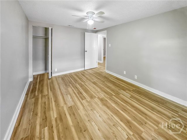 815 E Waldburg Street, Savannah, GA 31401