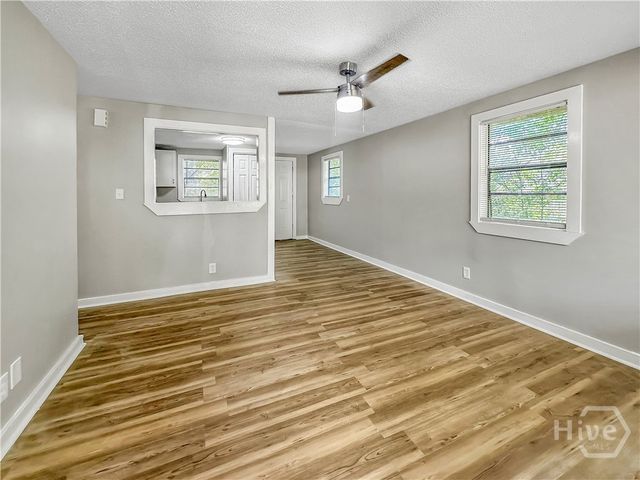 815 E Waldburg Street, Savannah, GA 31401