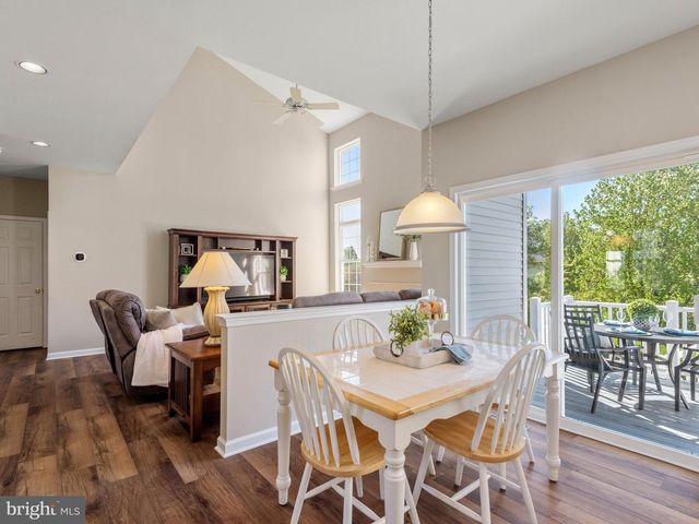 58 BUCKLEY CT, Phoenixville, PA 19460