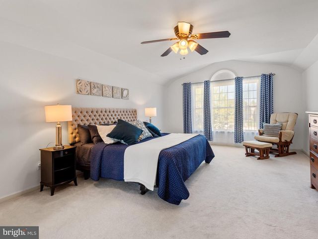 58 BUCKLEY CT, Phoenixville, PA 19460