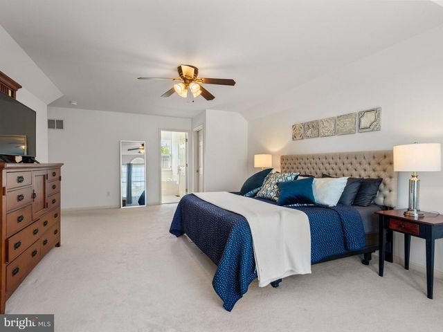 58 BUCKLEY CT, Phoenixville, PA 19460