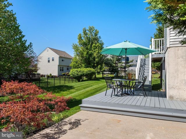 58 BUCKLEY CT, Phoenixville, PA 19460