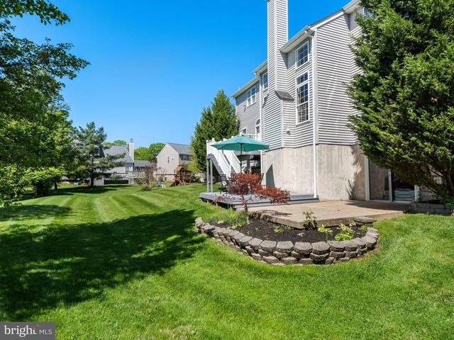 58 BUCKLEY CT, Phoenixville, PA 19460