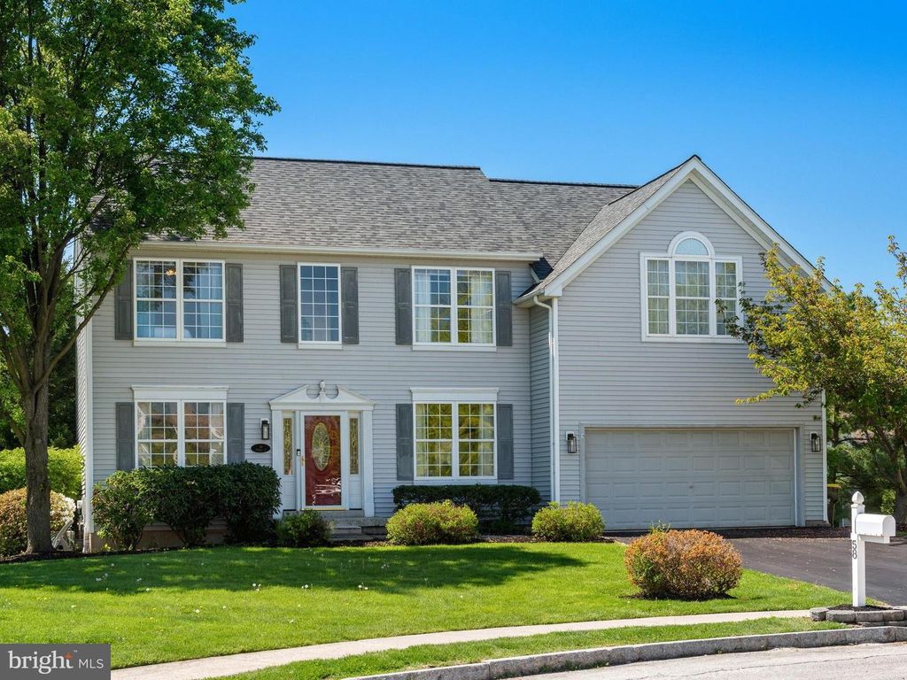 58 BUCKLEY CT, Phoenixville, PA 19460