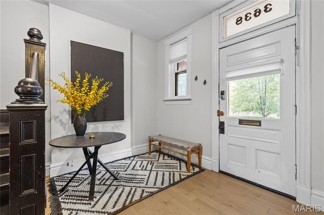 3638 Russell Boulevard, St Louis, MO 63110