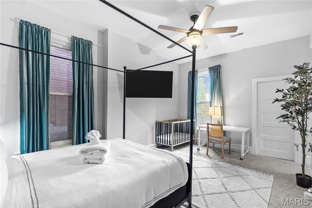 3638 Russell Boulevard, St Louis, MO 63110