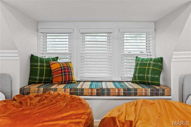 3638 Russell Boulevard, St Louis, MO 63110