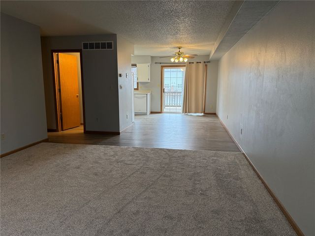 1905 Earl Road, Iowa City, IA 52246