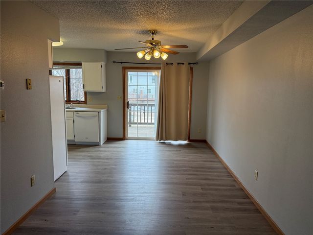 1905 Earl Road, Iowa City, IA 52246