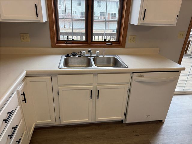 1905 Earl Road, Iowa City, IA 52246