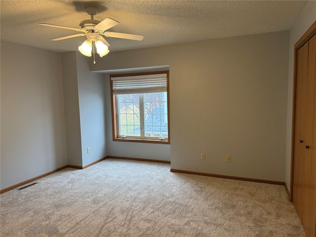 1905 Earl Road, Iowa City, IA 52246