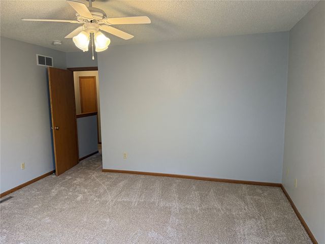 1905 Earl Road, Iowa City, IA 52246