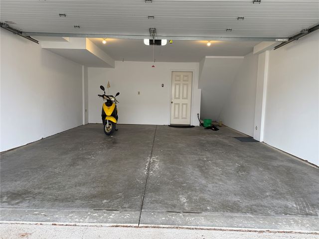 1905 Earl Road, Iowa City, IA 52246