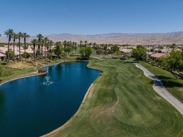 78907 Fountain Hills Drive, Palm Desert, CA 92211