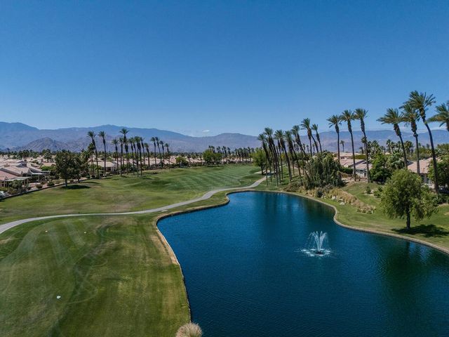 78907 Fountain Hills Drive, Palm Desert, CA 92211