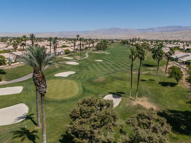 78907 Fountain Hills Drive, Palm Desert, CA 92211