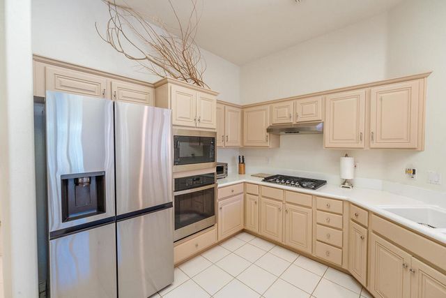 78907 Fountain Hills Drive, Palm Desert, CA 92211