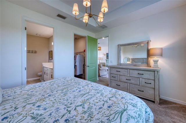 9000 TEQUILA SUNRISE DRIVE, Sarasota, FL 34241