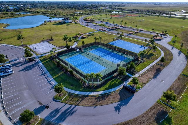 9000 TEQUILA SUNRISE DRIVE, Sarasota, FL 34241