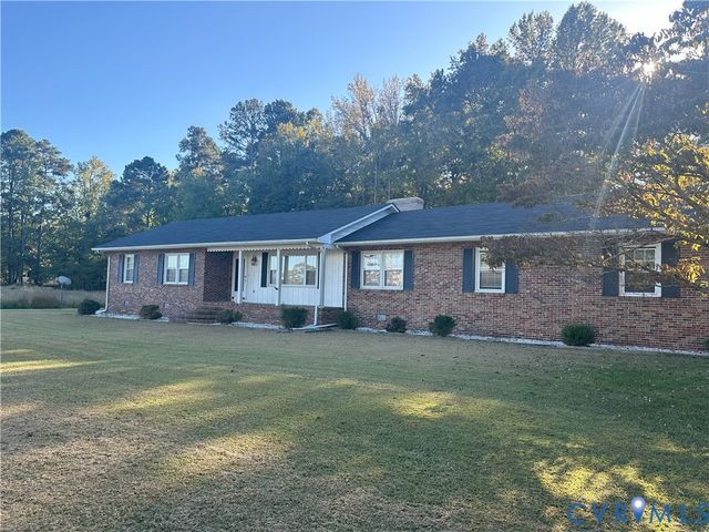 262 Goulders Creek Rd, Mattaponi, VA 23110