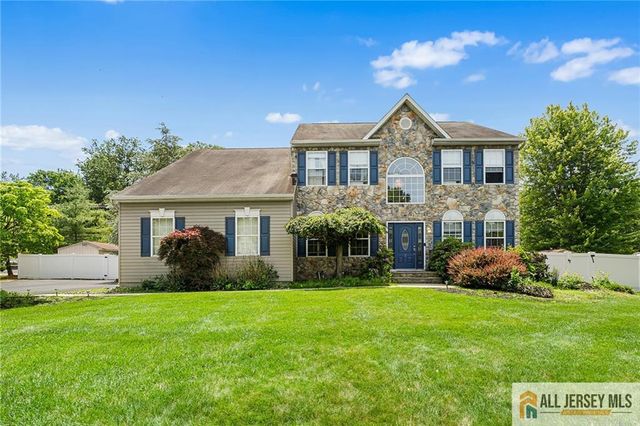 2 Namsan Drive, Monroe, NJ 08831
