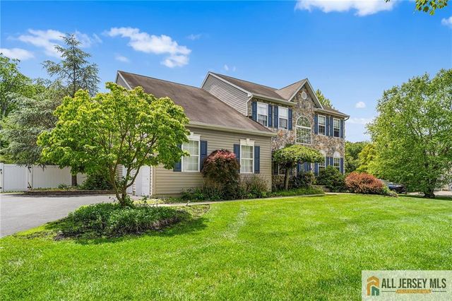 2 Namsan Drive, Monroe, NJ 08831
