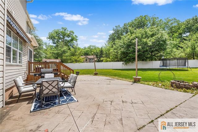 2 Namsan Drive, Monroe, NJ 08831