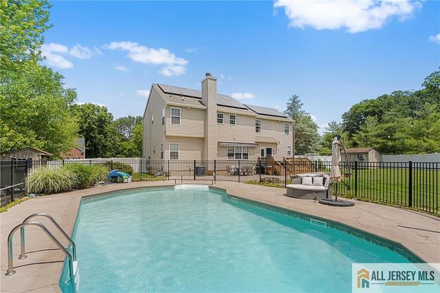 2 Namsan Drive, Monroe, NJ 08831