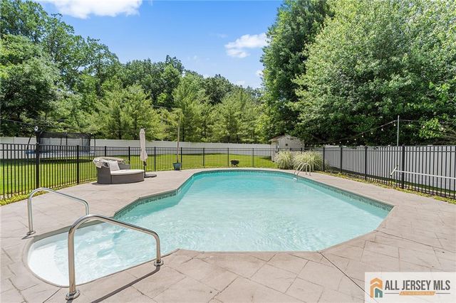 2 Namsan Drive, Monroe, NJ 08831