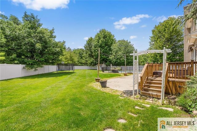 2 Namsan Drive, Monroe, NJ 08831