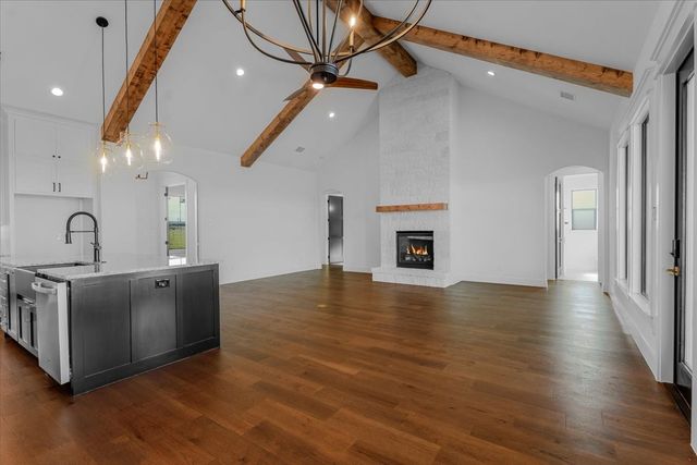12721 W FM 4, Godley, TX 76044