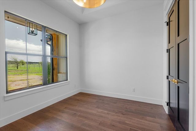 12721 W FM 4, Godley, TX 76044