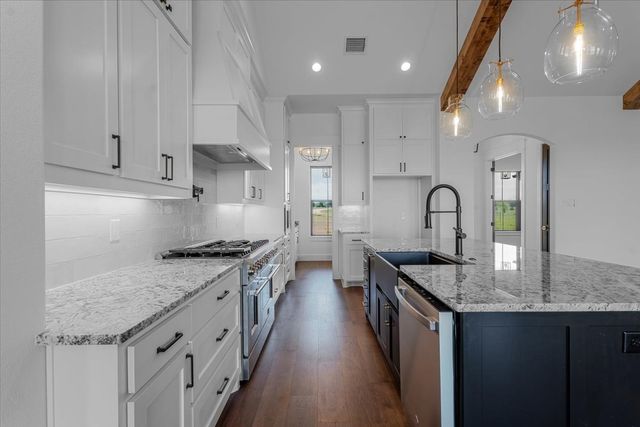 12721 W FM 4, Godley, TX 76044