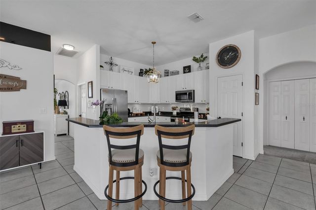 1079 VIA BIANCA DRIVE, Davenport, FL 33896