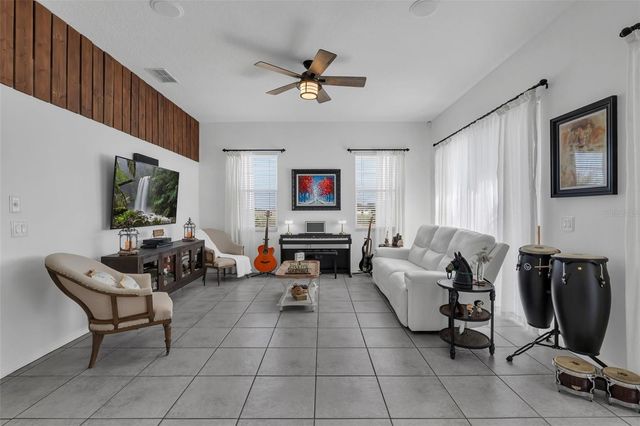 1079 VIA BIANCA DRIVE, Davenport, FL 33896