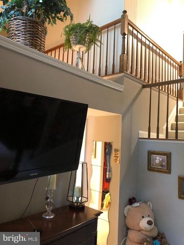 8020 DERBY LN, Owings Mills, MD 21117