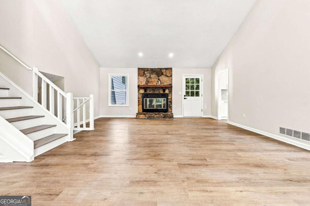 745 Cedar Creek Way, Woodstock, GA 30189 — photo 5